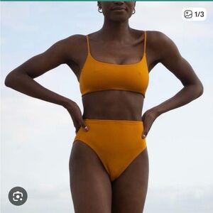 Left on Friday “Hi, Hi bottom” 24 KT Gold color sz Medium